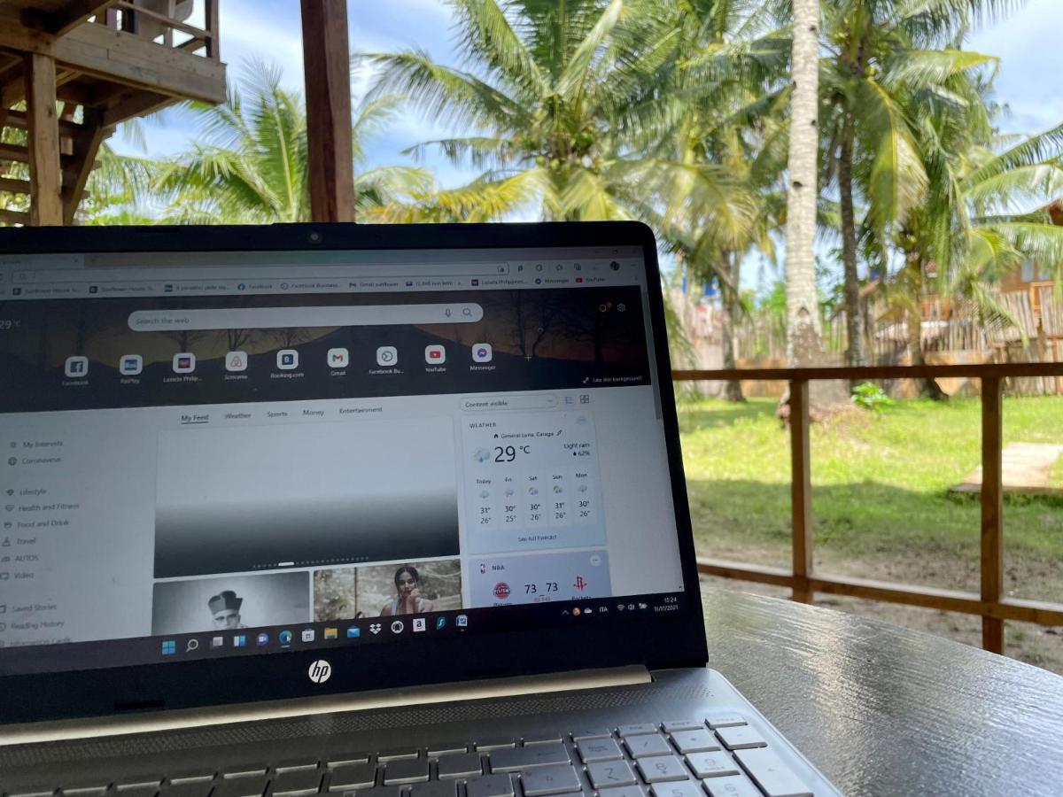ג'נרל לונה Siargao Sunflower Suites מראה חיצוני תמונה