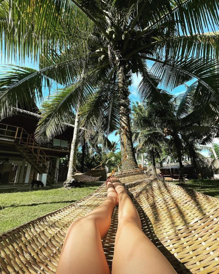 ג'נרל לונה Siargao Sunflower Suites מראה חיצוני תמונה