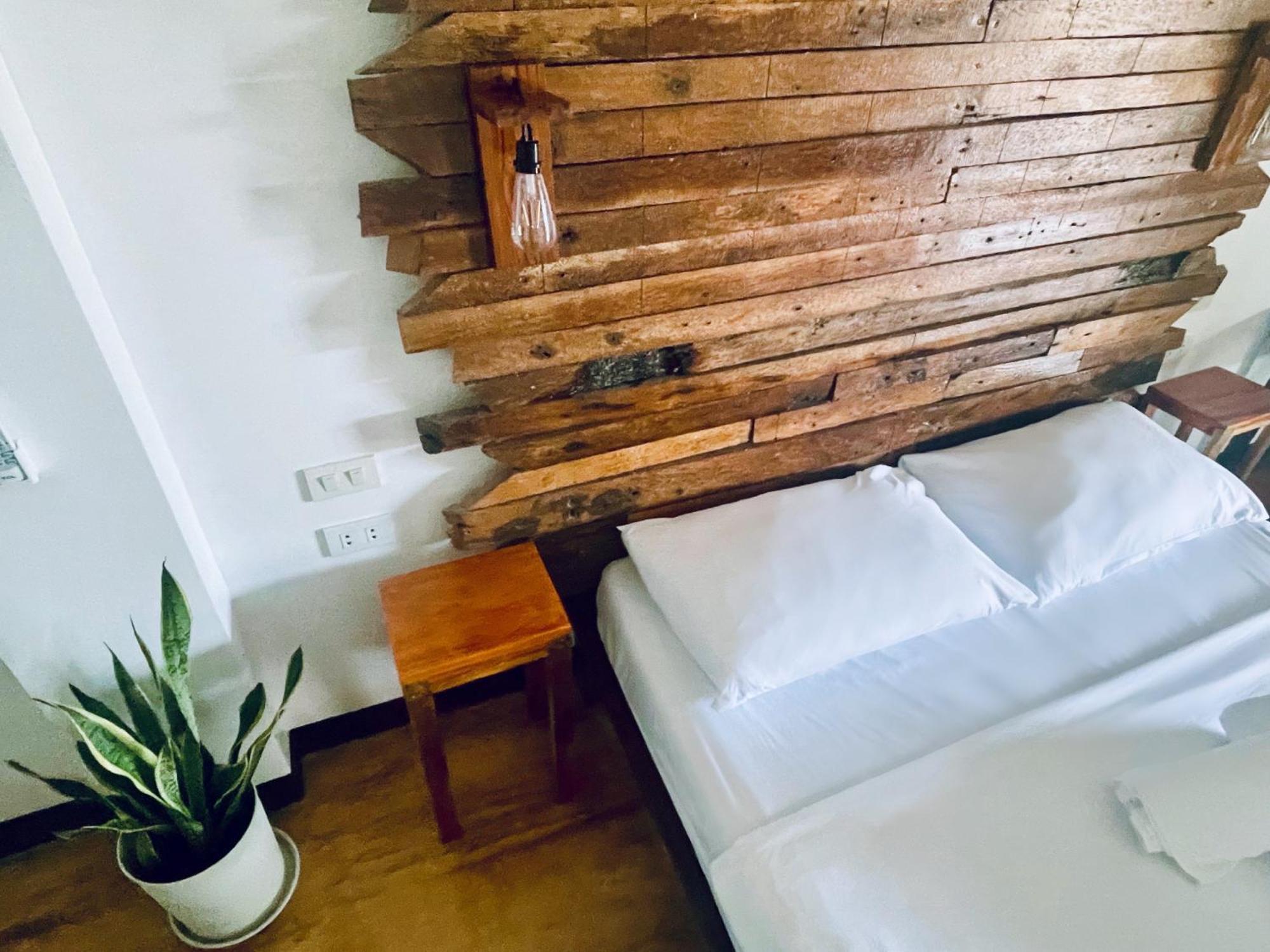 ג'נרל לונה Siargao Sunflower Suites מראה חיצוני תמונה