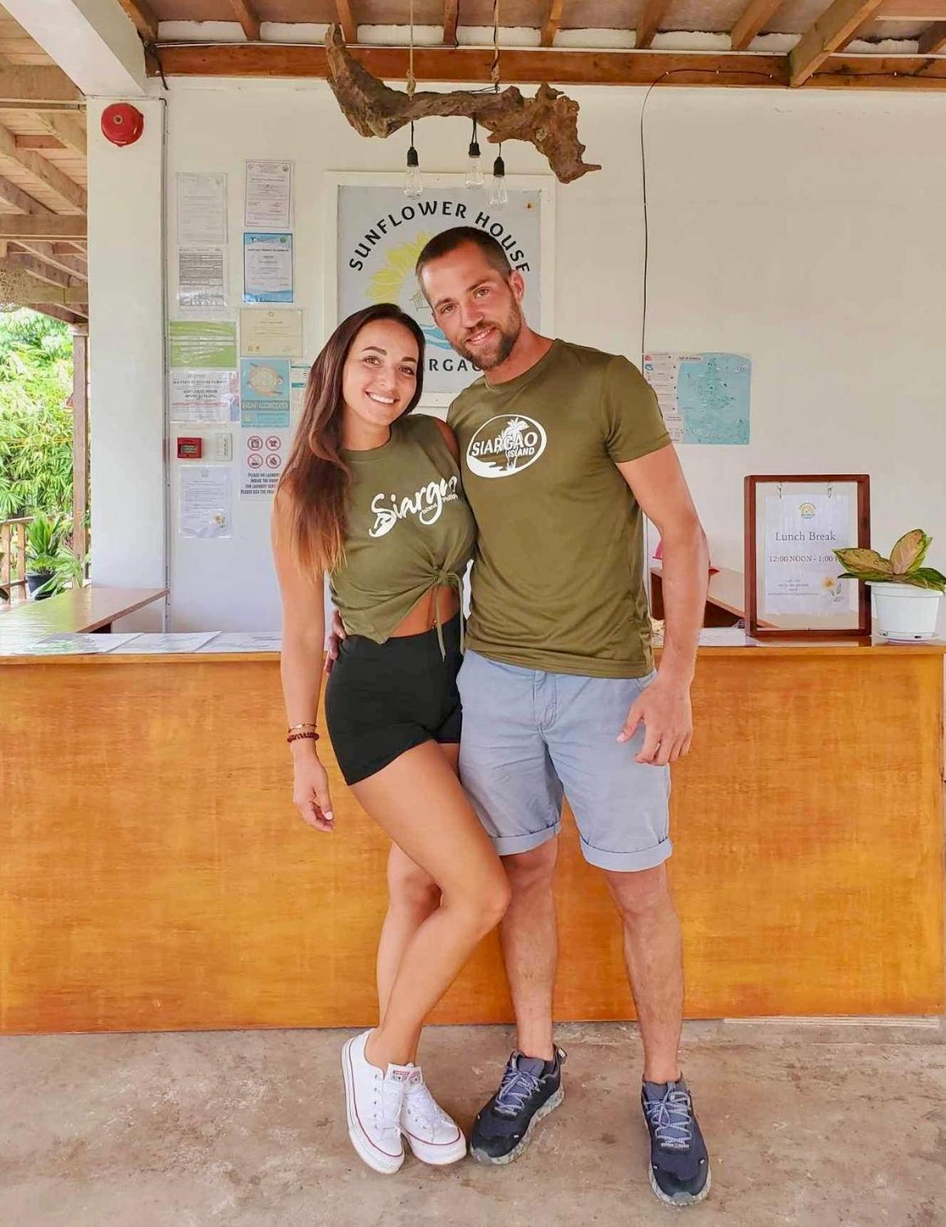 ג'נרל לונה Siargao Sunflower Suites מראה חיצוני תמונה